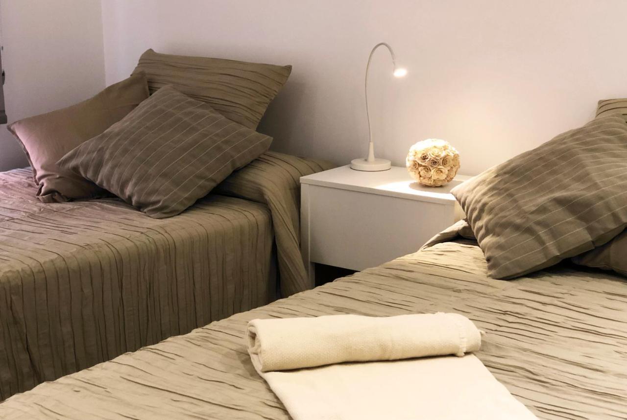 א-קורוניה Purple&Brown Home Coruna מראה חיצוני תמונה