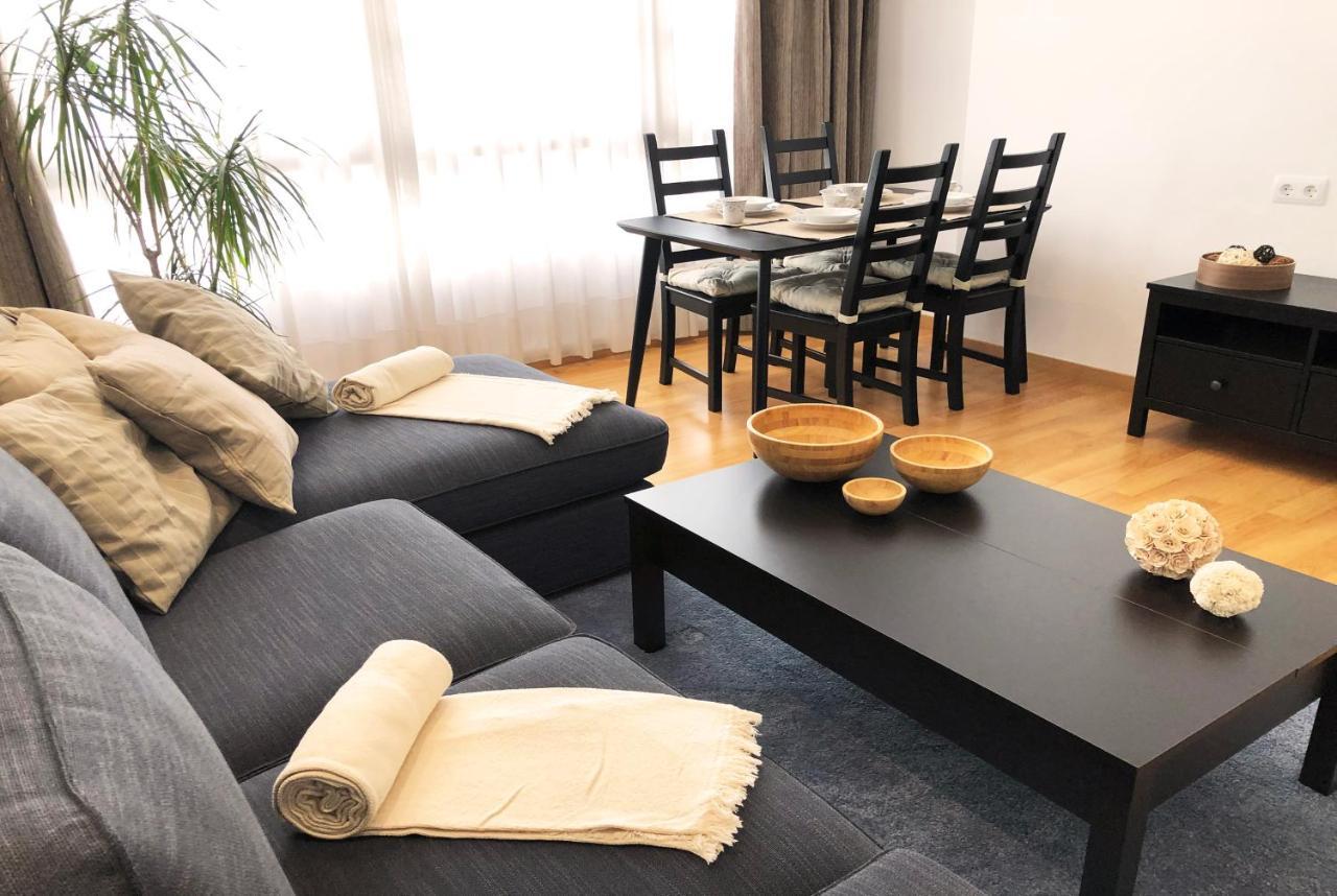 א-קורוניה Purple&Brown Home Coruna מראה חיצוני תמונה