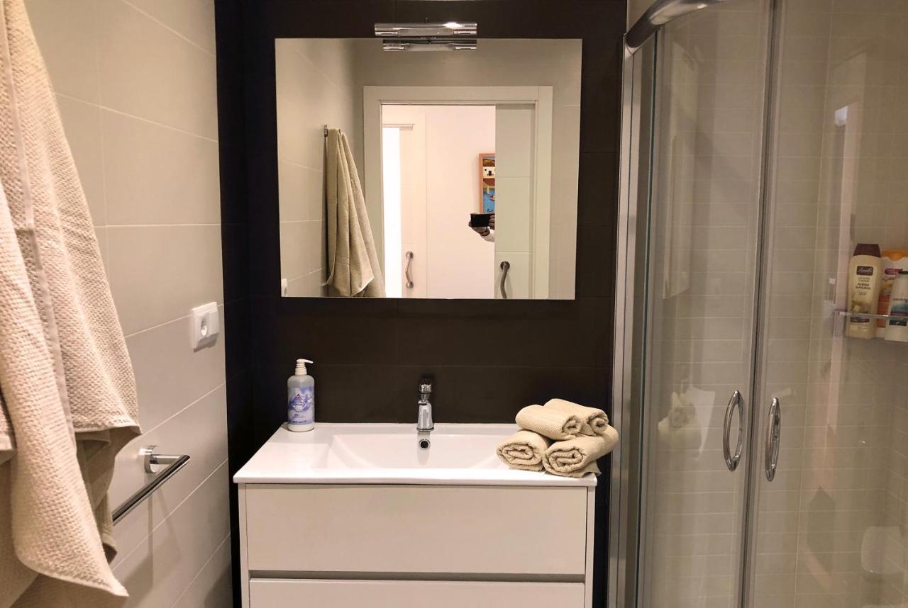 א-קורוניה Purple&Brown Home Coruna מראה חיצוני תמונה