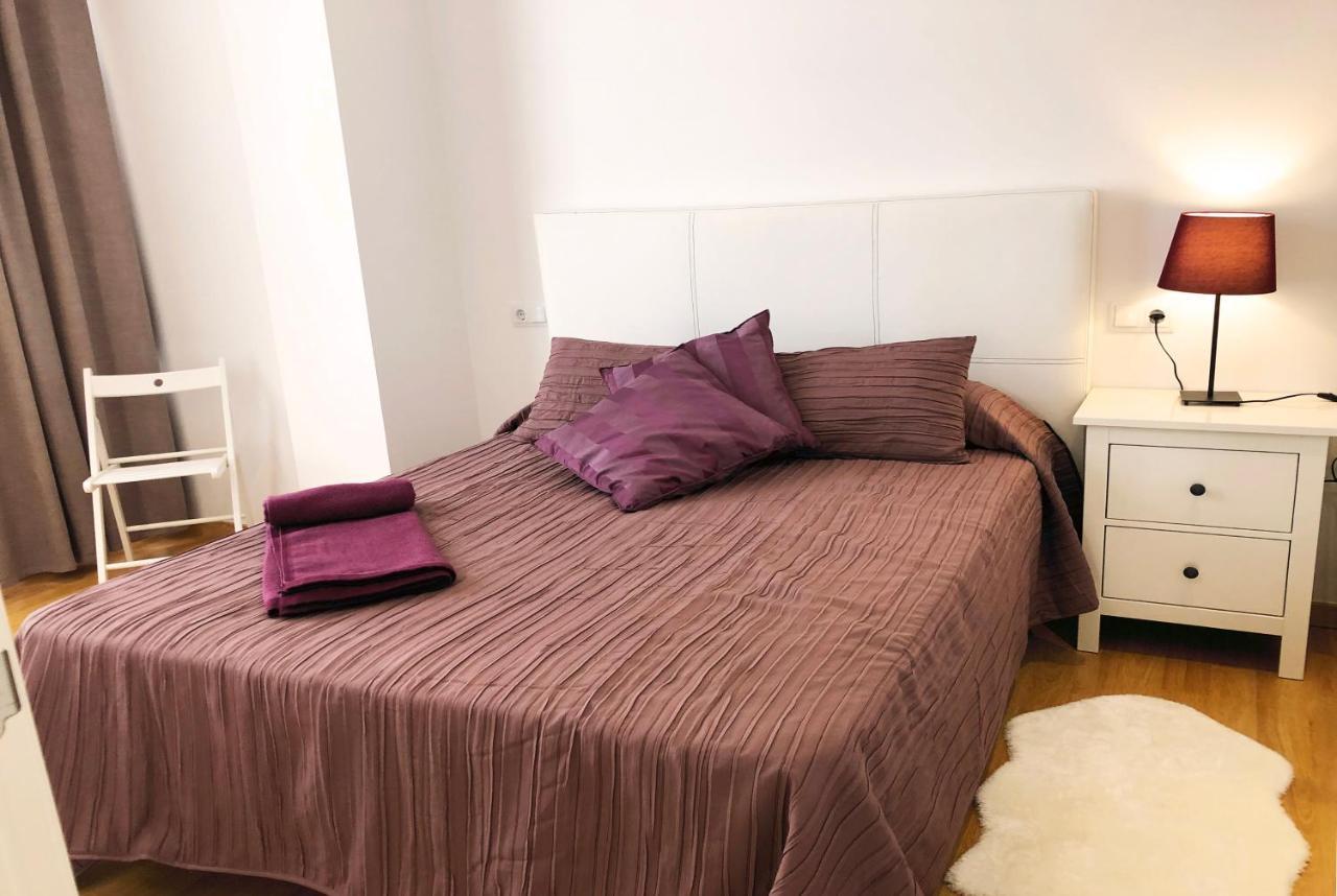 א-קורוניה Purple&Brown Home Coruna מראה חיצוני תמונה