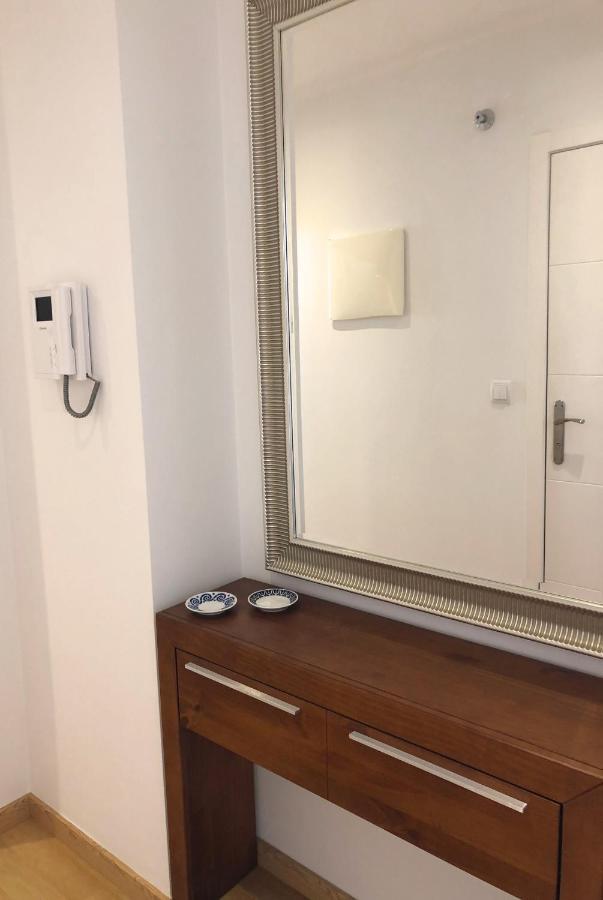 א-קורוניה Purple&Brown Home Coruna מראה חיצוני תמונה